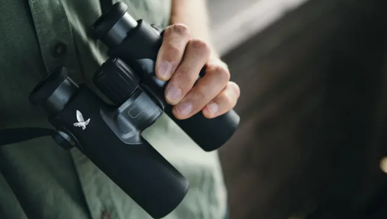 Swarovski CL Companion 10x30 Binoculars- Green Wild Nature Pack- CLC1030A (Anthracite) Swarovski CL Companion 10x30 Binoculars- Green Wild Nature Pack- CLC1030A (Anthracite)