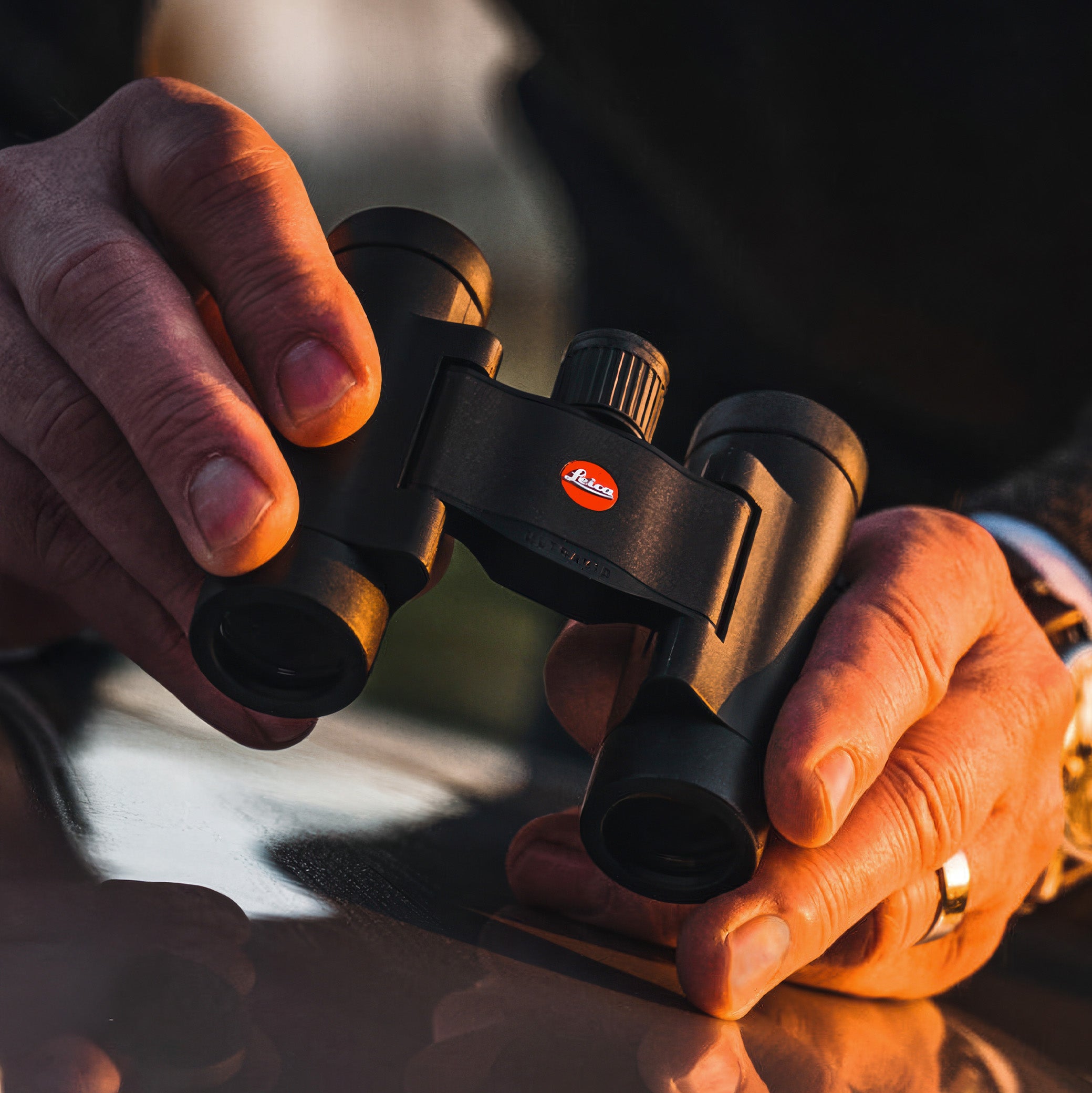 Leica Ultravid Compact 8x20 BR Binoculars- 40252