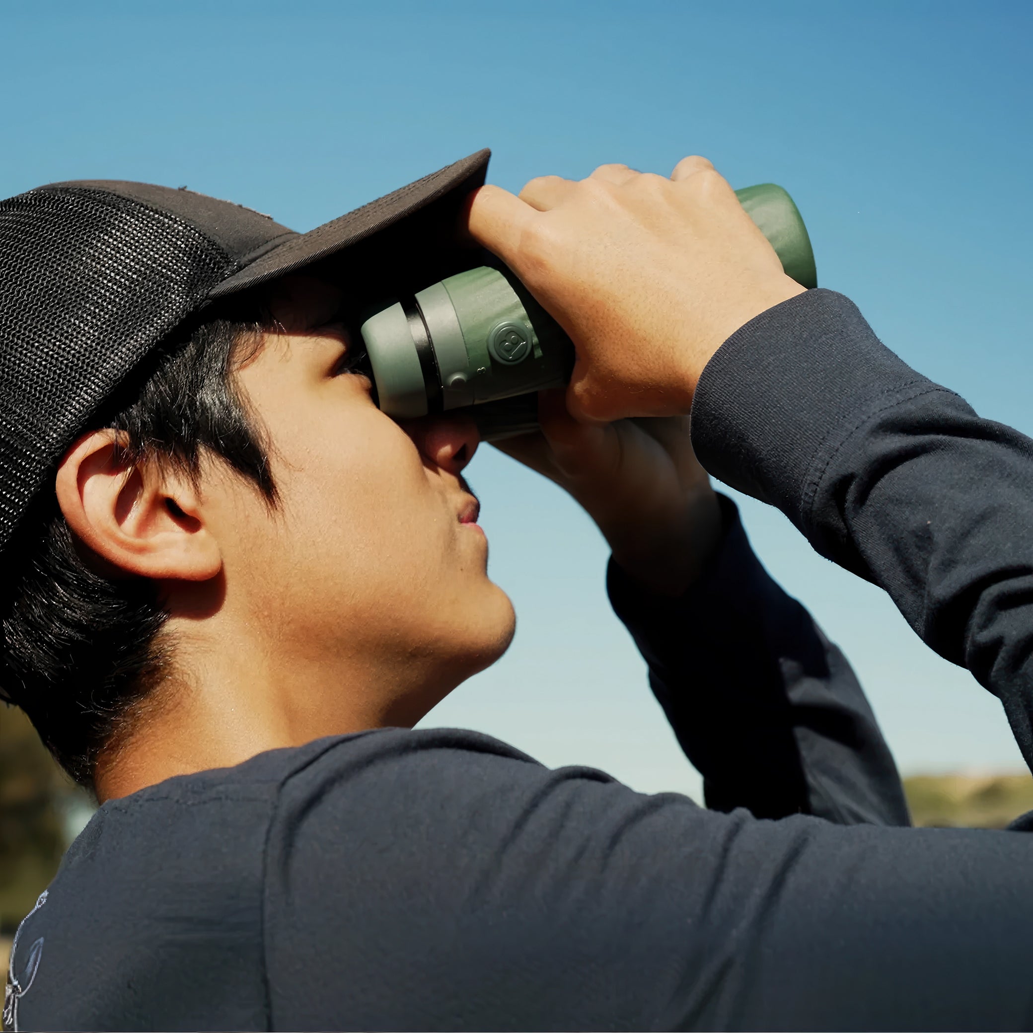 Bushnell A5 8x42 Binoculars (Onyx Black)- A5-842OB